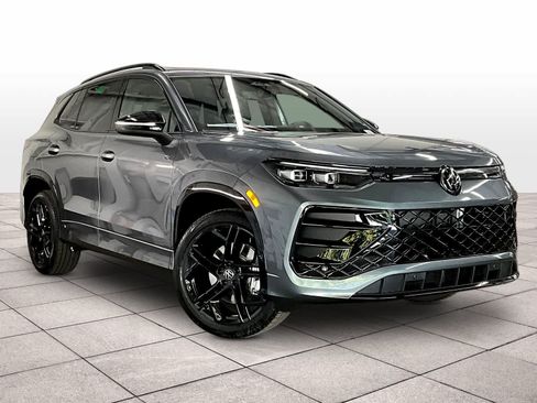 New 2026 Volkswagen Tiguan SE R-Line AWD/4WD image 2