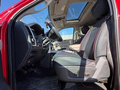 Used 2010 Dodge Ram 2500 Truck SLT w/ Technology Group AWD/4WD image 8