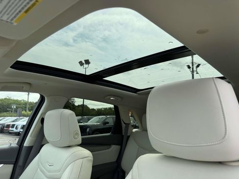 Certified 2023 Cadillac XT5 Premium Luxury AWD/4WD image 14