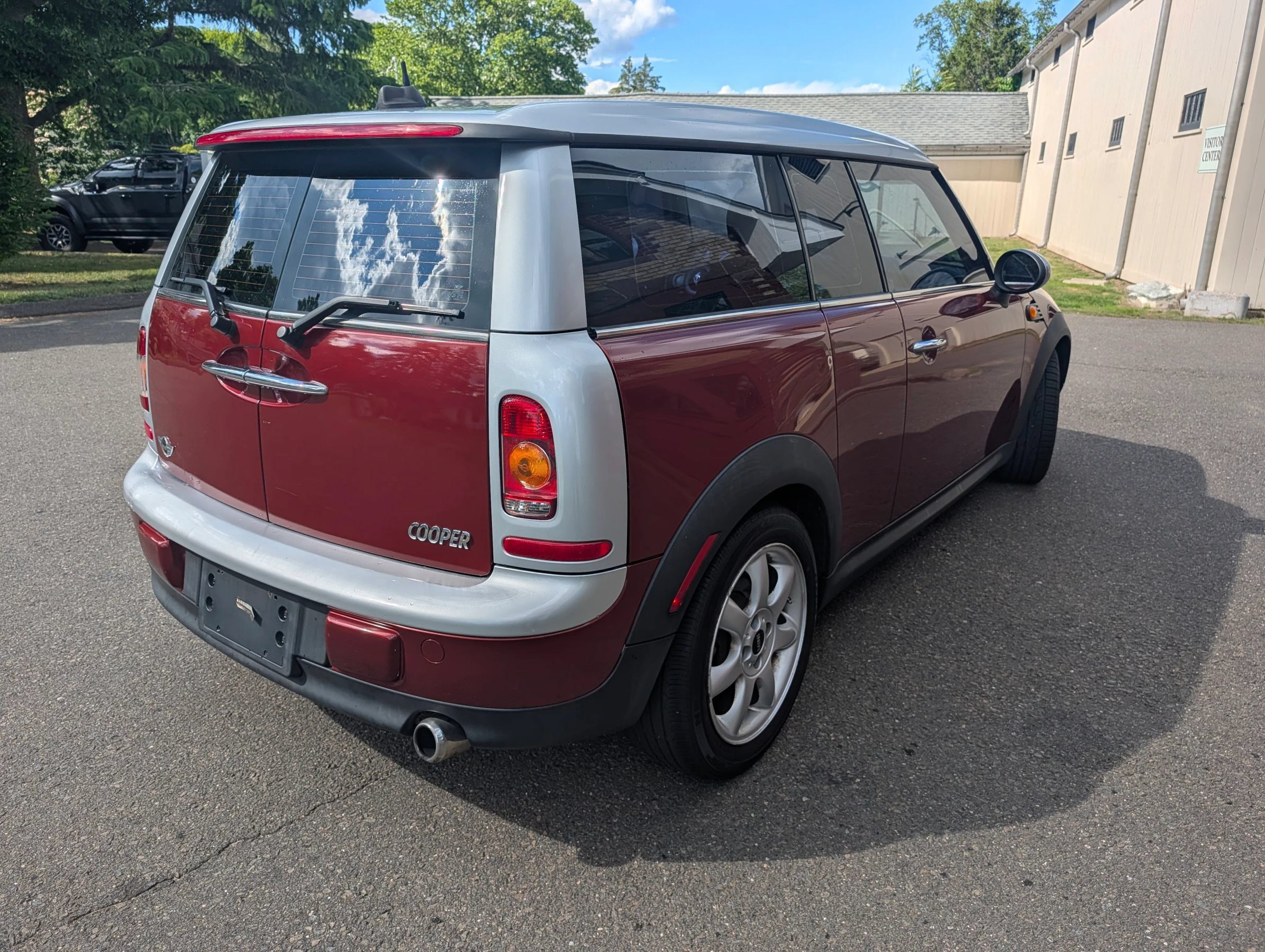 Used 2009 MINI Cooper Clubman Hardtop FWD image 5