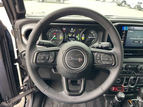 Certified 2025 Jeep Wrangler Unlimited Sport S 4xe image 17