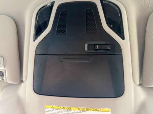 Used 2020 Subaru Outback AWD/4WD image 22