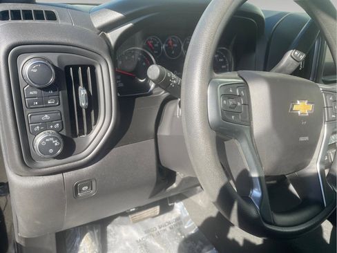 Used 2021 Chevrolet Silverado 1500 Custom w/ Safety Confidence Package image 24