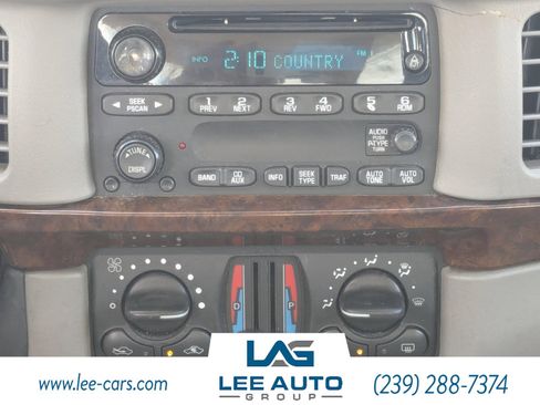 Used 2005 Chevrolet Impala w/ Preferred Equipment Group image 14