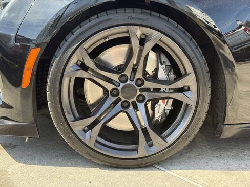 Used 2022 Chevrolet Camaro ZL1 image 12