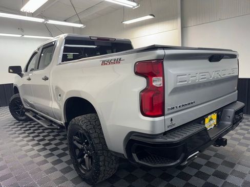 Used 2019 Chevrolet Silverado 1500 LT Trail Boss image 4