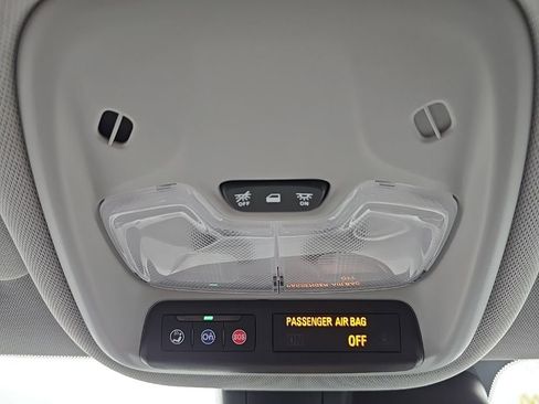 Used 2025 Chevrolet TrailBlazer LT w/ Convenience Package image 35