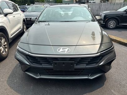 Used 2024 Hyundai Elantra SEL