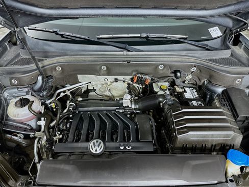 Used 2018 Volkswagen Atlas Launch Edition image 30