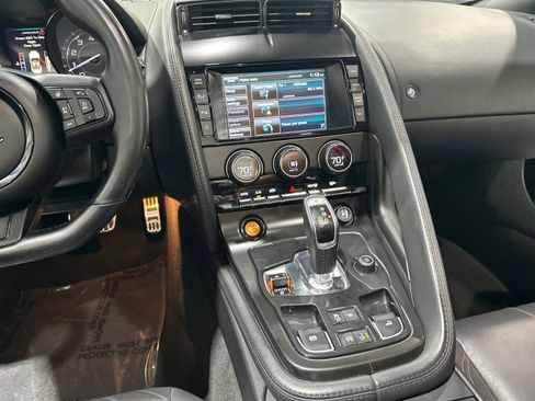 Used 2015 Jaguar F-TYPE S RWD image 4