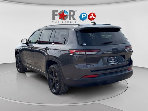 Used 2024 Jeep Grand Cherokee L Limited w/ Black Appearance Package AWD/4WD image 3