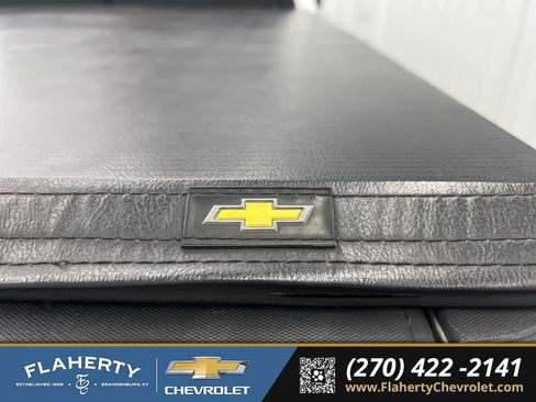 Used 2015 GMC Sierra 2500 SLT w/ Suspension Package, Off-Road image 22