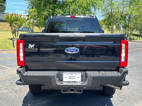 New 2026 Ford F250 XL w/ STX Appearance Package AWD/4WD image 6