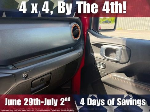 Used 2022 Jeep Gladiator Mojave w/ Dual Top Group AWD/4WD image 29