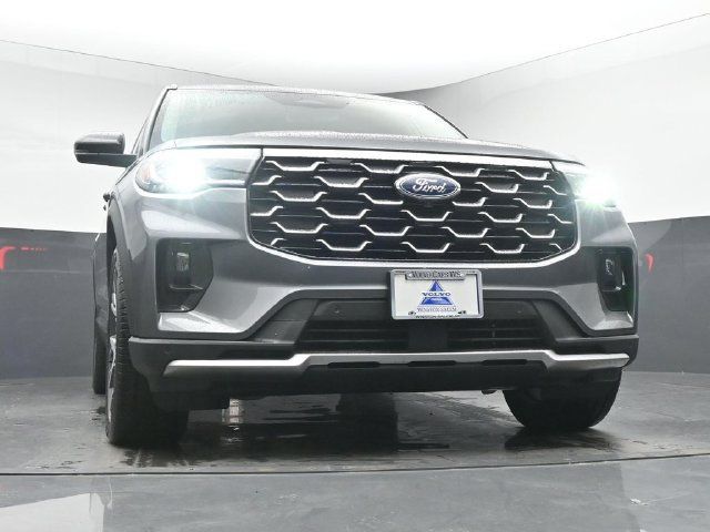 Used 2025 Ford Explorer Platinum w/ Ultimate Package AWD/4WD image 11