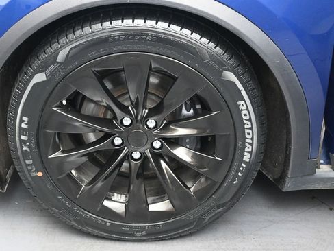 Used 2016 Tesla Model X 90D image 39