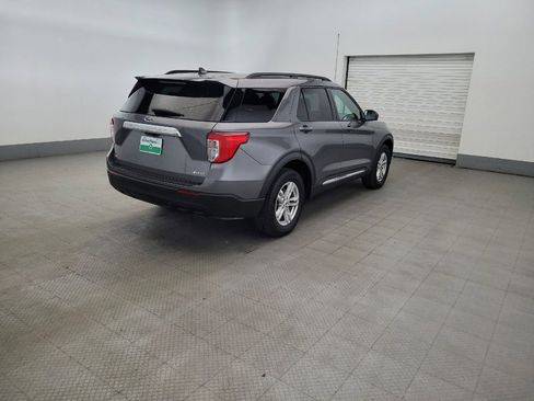 Used 2021 Ford Explorer XLT AWD/4WD image 9