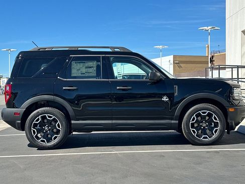 New 2026 Ford Bronco Sport Outer Banks image 2