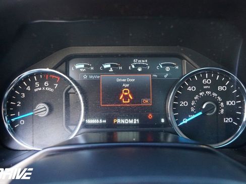 Used 2016 Ford F150 Lariat w/ Equipment Group 502A Luxury image 24