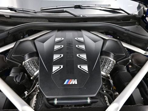 Used 2023 BMW X7 M60i w/ Executive Package image 21