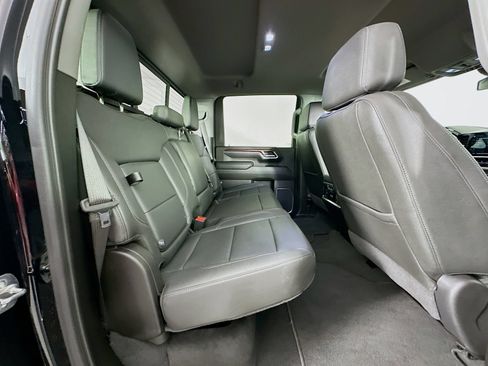 Used 2025 GMC Sierra 2500 SLT w/ SLT Premium Package AWD/4WD image 28