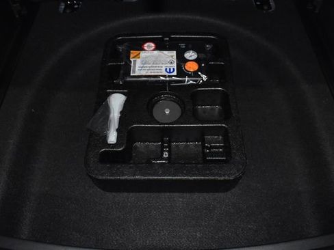 New 2026 Jeep Compass Limited w/ Sun, Sound & Navigation Group image 33