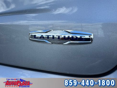 Used 2020 Jeep Compass Latitude FWD image 14