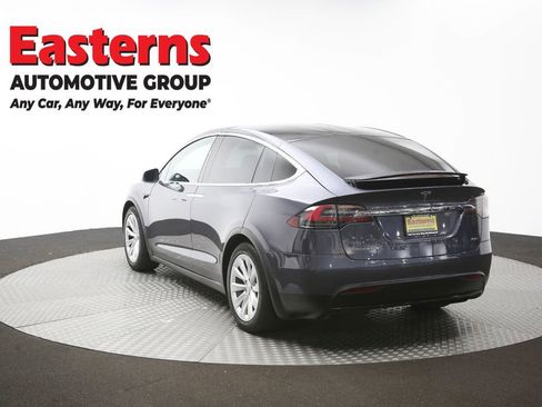 Used 2018 Tesla Model X 75D AWD/4WD image 30