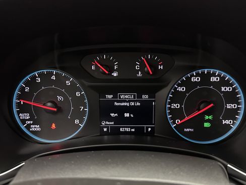 Used 2021 Chevrolet Equinox LS w/ LS Convenience Package FWD image 18