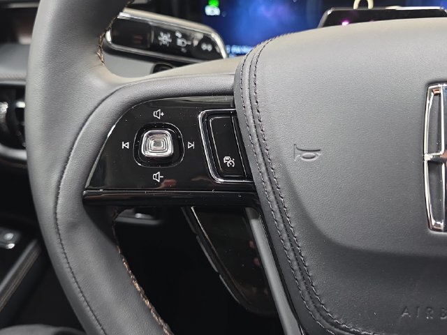 New 2027 Lincoln Aviator Reserve AWD/4WD image 13