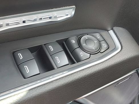 Certified 2022 GMC Sierra 1500 Denali AWD/4WD image 15