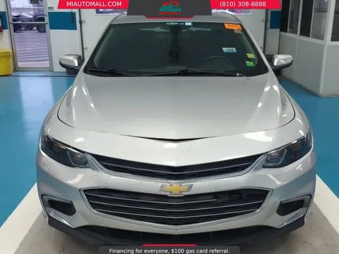 Used 2017 Chevrolet Malibu LT image 5