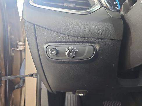 Used 2018 Chevrolet Equinox LT AWD/4WD image 31