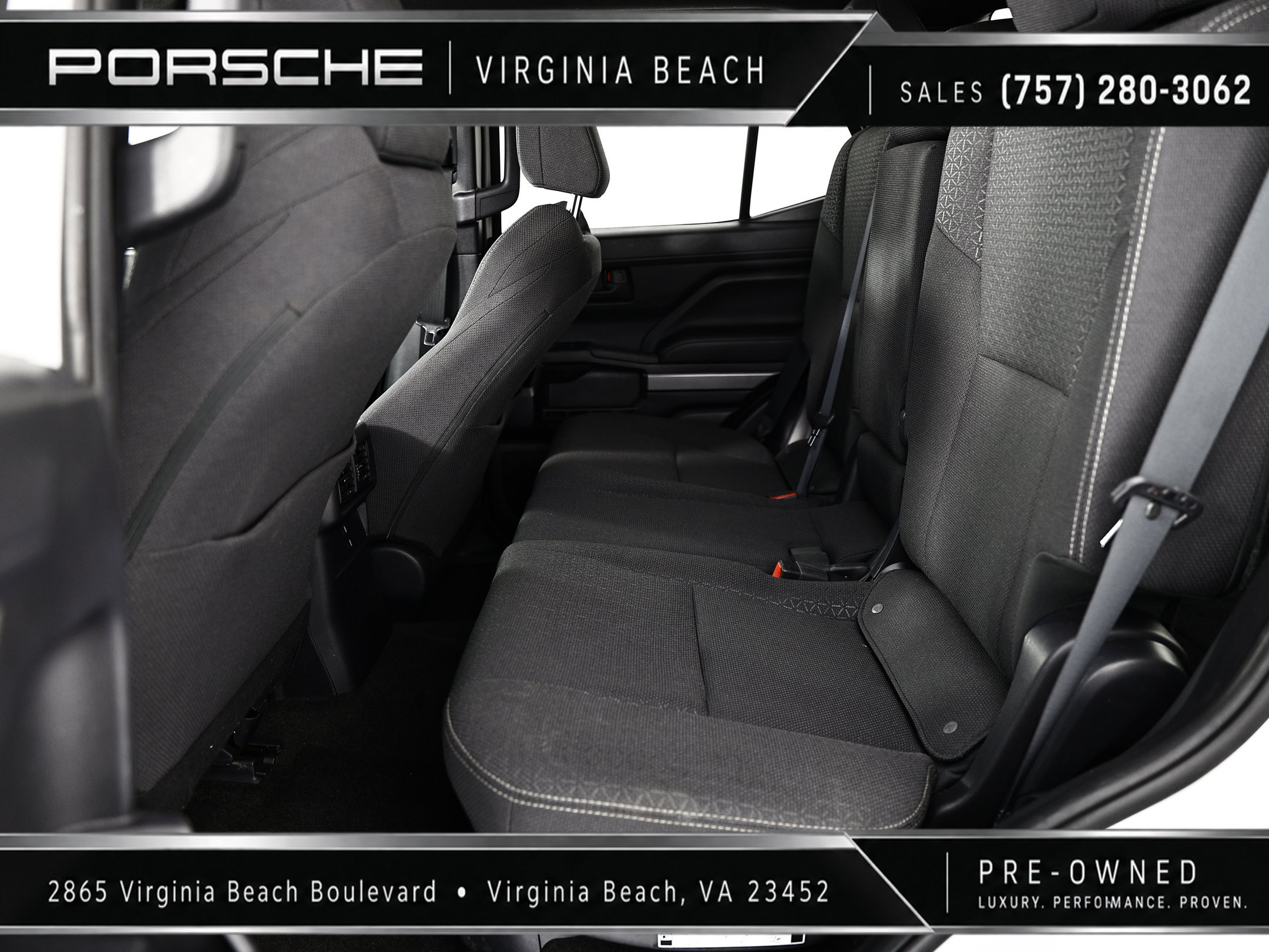 Used 2025 Toyota 4Runner SR5 AWD/4WD image 27