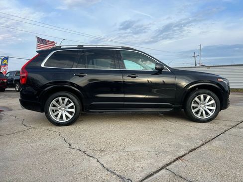 Used 2016 Volvo XC90 T6 Momentum w/ Momentum Plus Package image 4