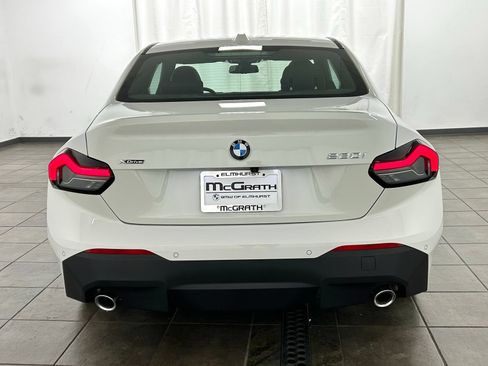 Used 2025 BMW 230i xDrive Coupe w/ Premium Package AWD/4WD image 4