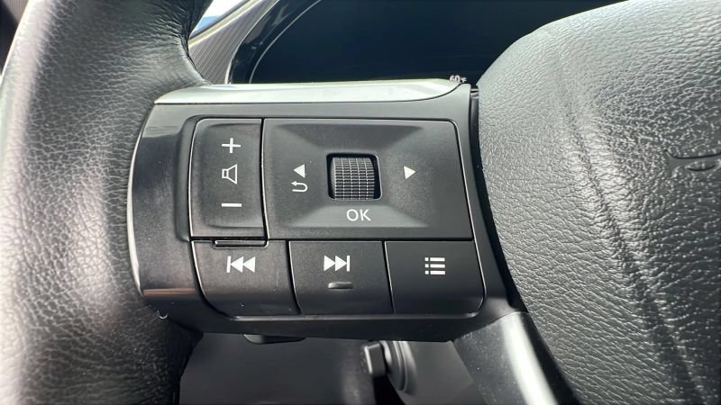 Used 2023 INFINITI QX60 Luxe AWD/4WD image 28
