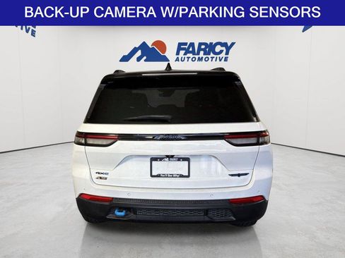 Used 2024 Jeep Grand Cherokee Trailhawk AWD/4WD image 6