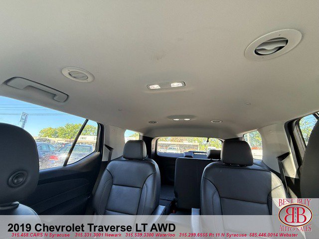 Used 2019 Chevrolet Traverse LT w/ LPO, Blackout Package AWD/4WD image 23
