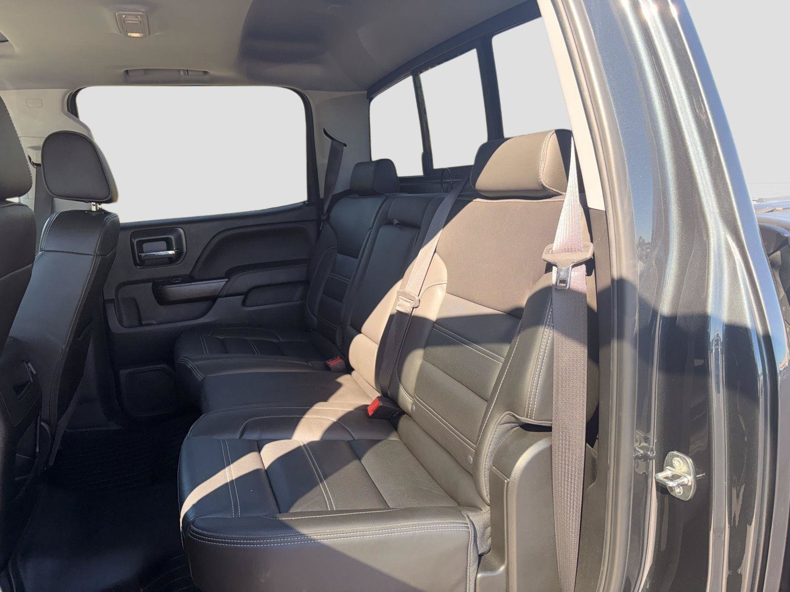 Used 2018 GMC Sierra 1500 Denali w/ Denali Ultimate Package AWD/4WD image 7