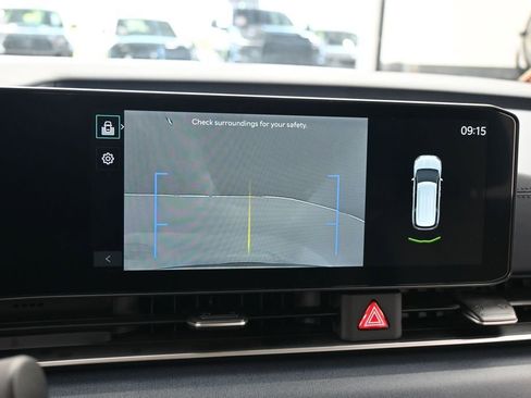 Used 2026 Kia Carnival EX FWD image 19