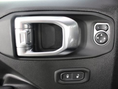 New 2026 Jeep Gladiator Sport AWD/4WD image 14