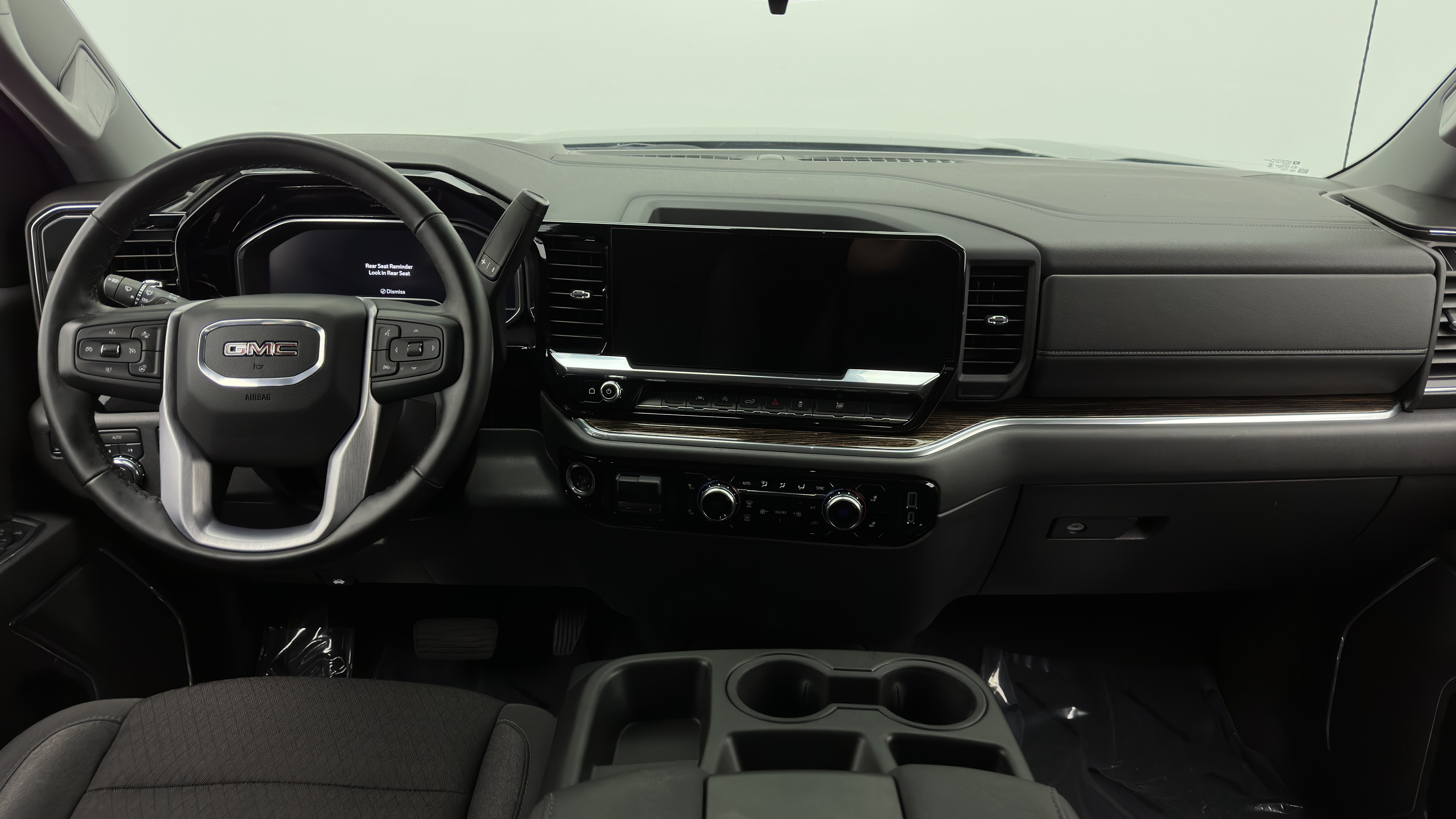 Used 2024 GMC Sierra 1500 Elevation AWD/4WD image 31