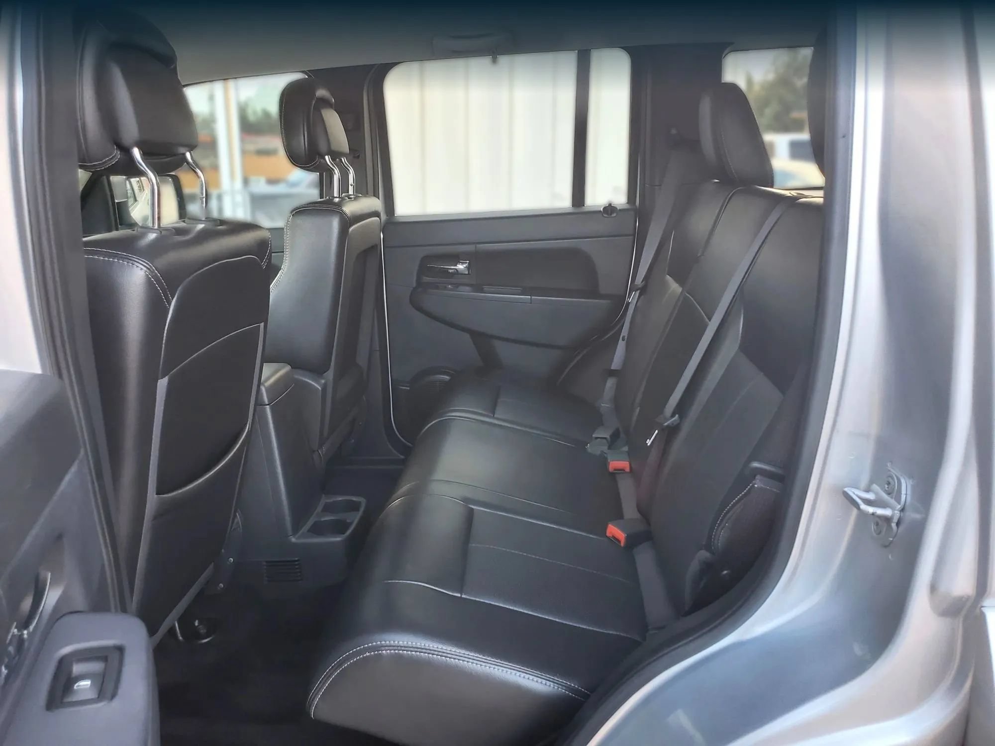 Used 2012 Jeep Liberty Sport AWD/4WD image 25