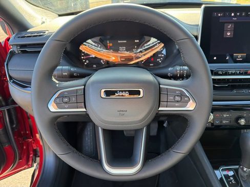 New 2026 Jeep Compass Latitude AWD/4WD image 43