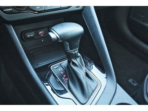 Used 2022 Kia Niro Touring Special Edition image 25