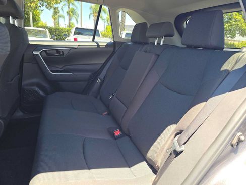 Certified 2025 Toyota RAV4 LE AWD/4WD image 19