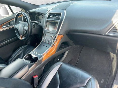 Used 2016 Lincoln MKX Select image 20