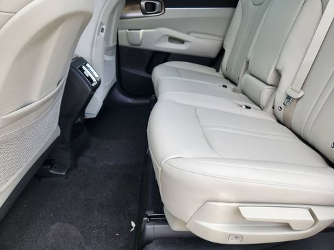 New 2026 Kia Sorento EX AWD/4WD image 9