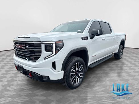 Certified 2022 GMC Sierra 1500 AT4 w/ AT4 Preferred Package image 1